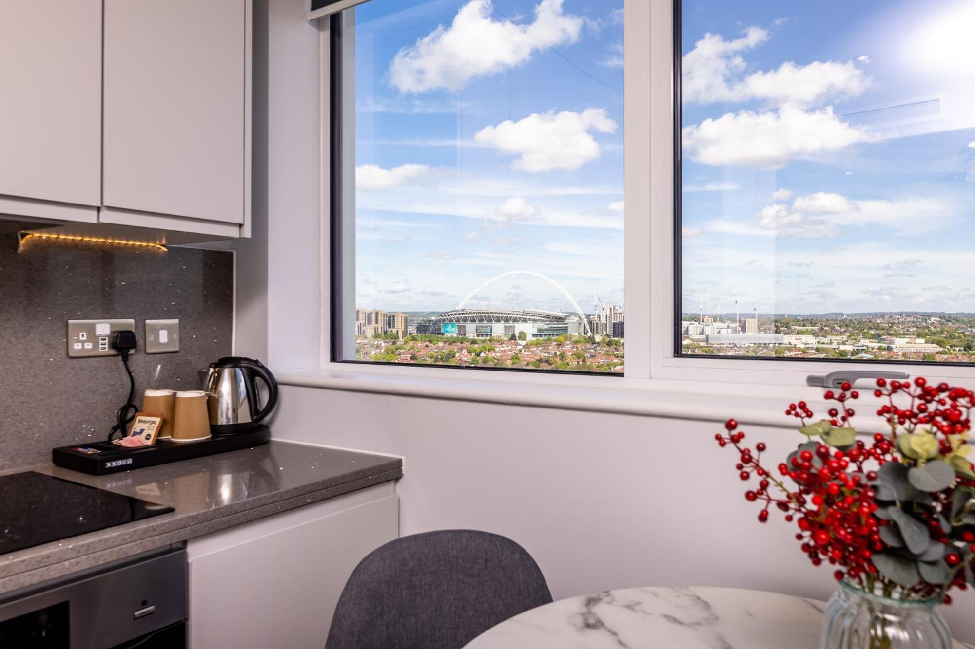 Wem Tower Apartment Londra Exterior foto